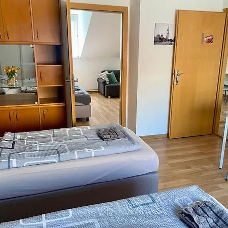 3-Bedroom Apartment In Rajhrad, With Kitchen, 2 Bathrooms, Parking Esterno foto