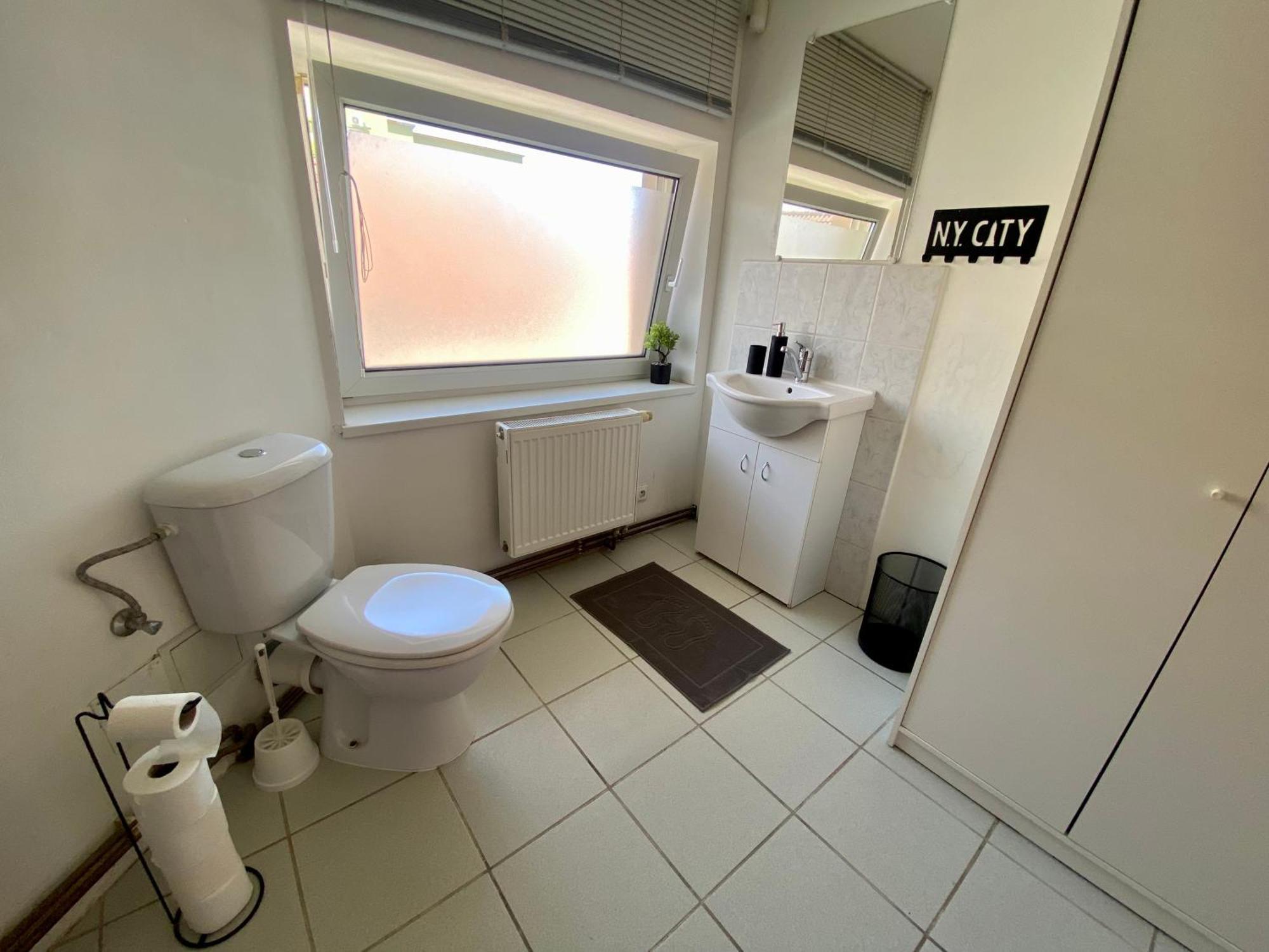 Apartment 3-bedroom In Rajhrad, With Kitchen, 2 Bathrooms, Parking *